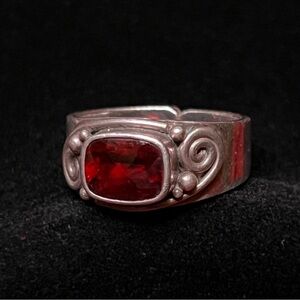 Sajen 925 Garnet Ring